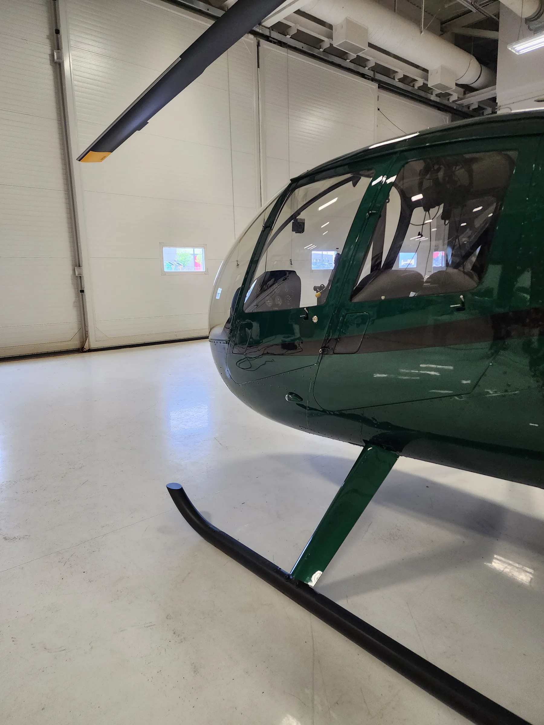 robinson r44 helicopter ceramic coating nose hangar DXa VYxR